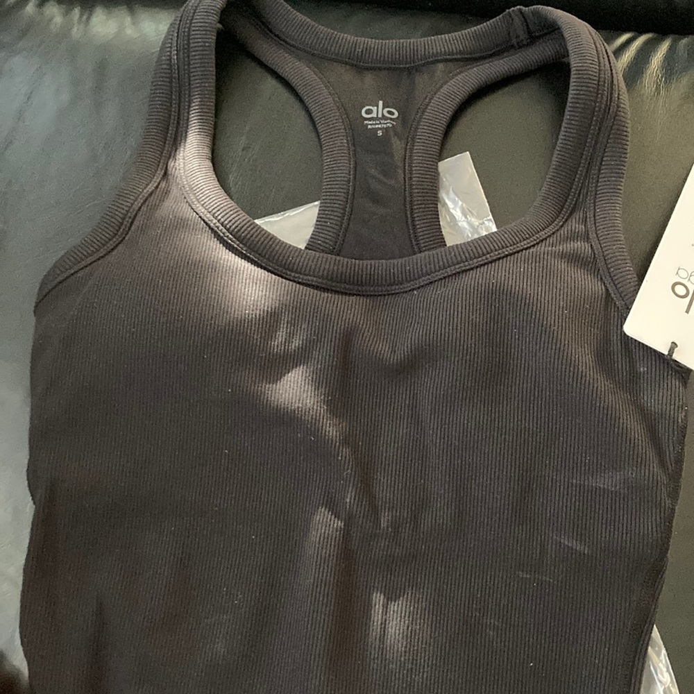 Rib Support Tank